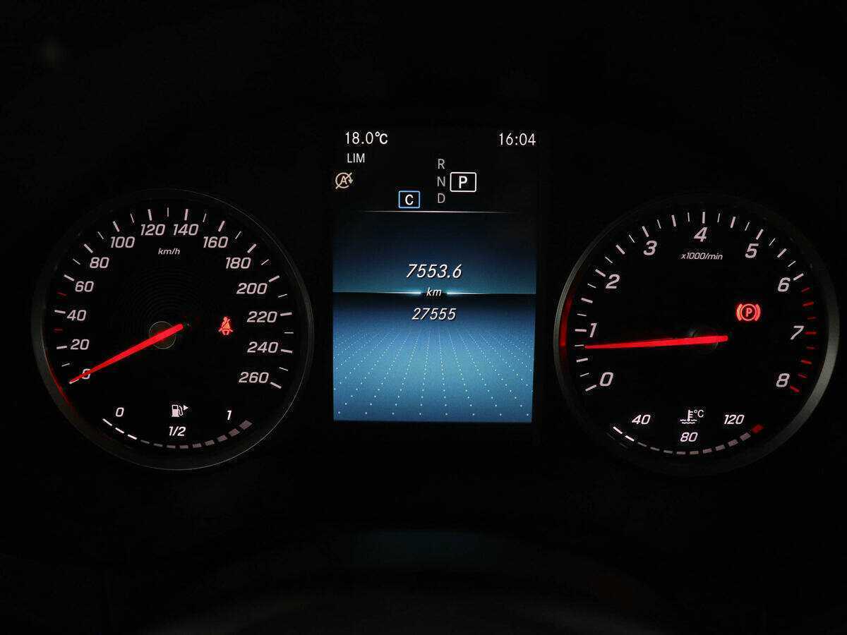 Mercedes-Benz GLC 200, 2020 Фото №13