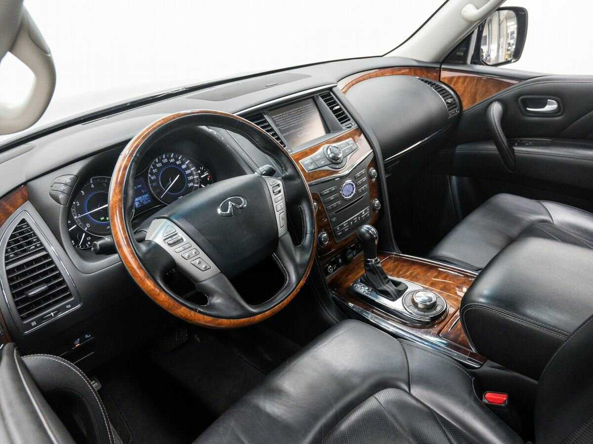 Infiniti QX80, 2017 Фото №17