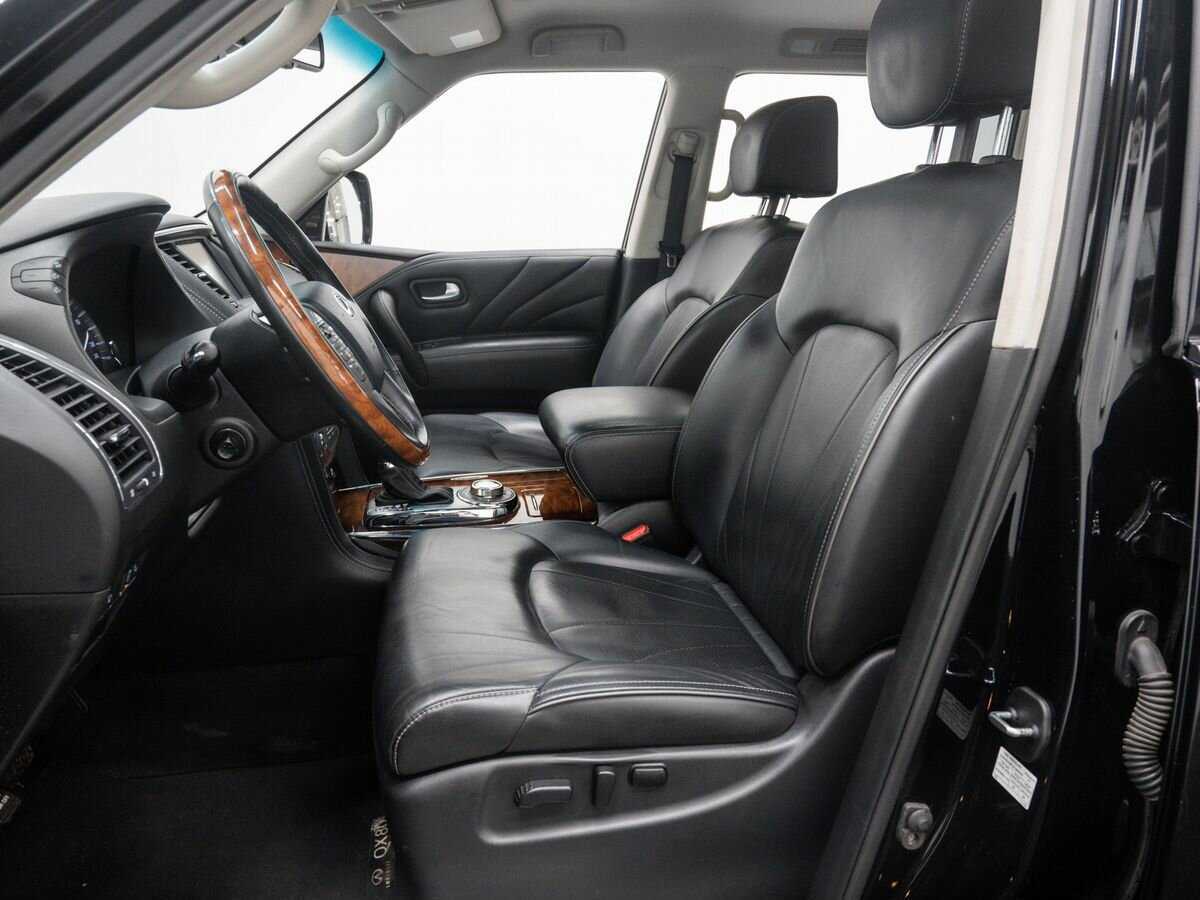 Infiniti QX80, 2017 Фото №18