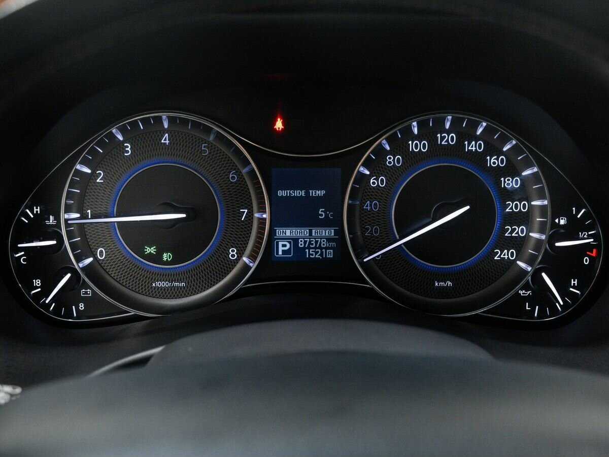 Infiniti QX80, 2017 Фото №31