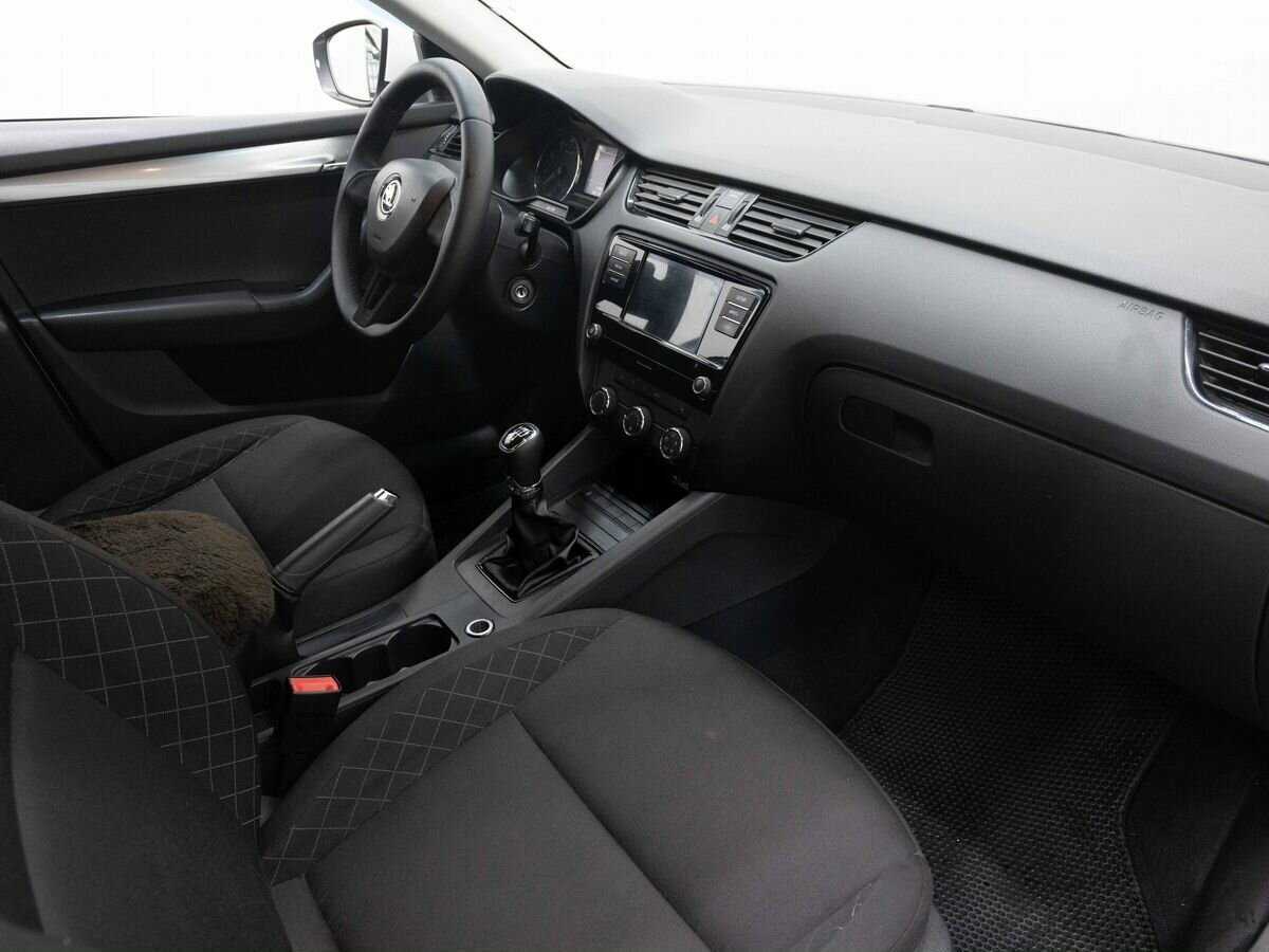 Skoda Octavia, 2018 Фото №12