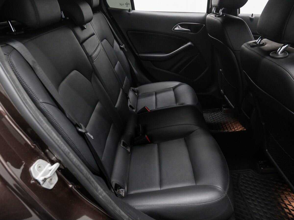 Mercedes-Benz GLA 200, 2014 Фото №10