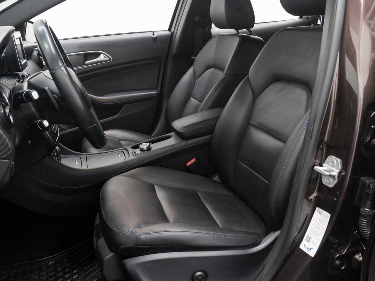 Mercedes-Benz GLA 200, 2014 Фото №15