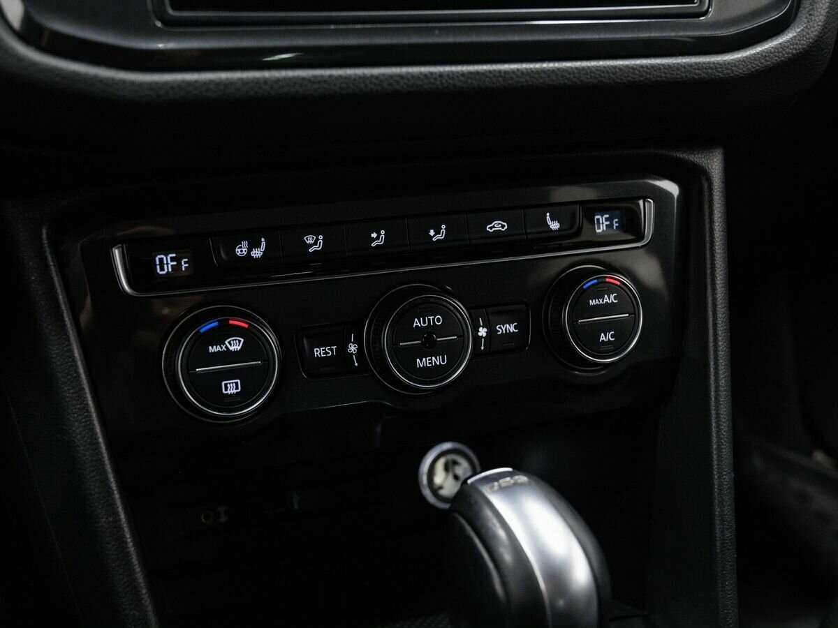 Volkswagen Tiguan, 2017 Фото №18