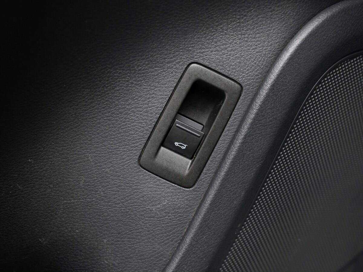 Volkswagen Touareg, 2011 Фото №21