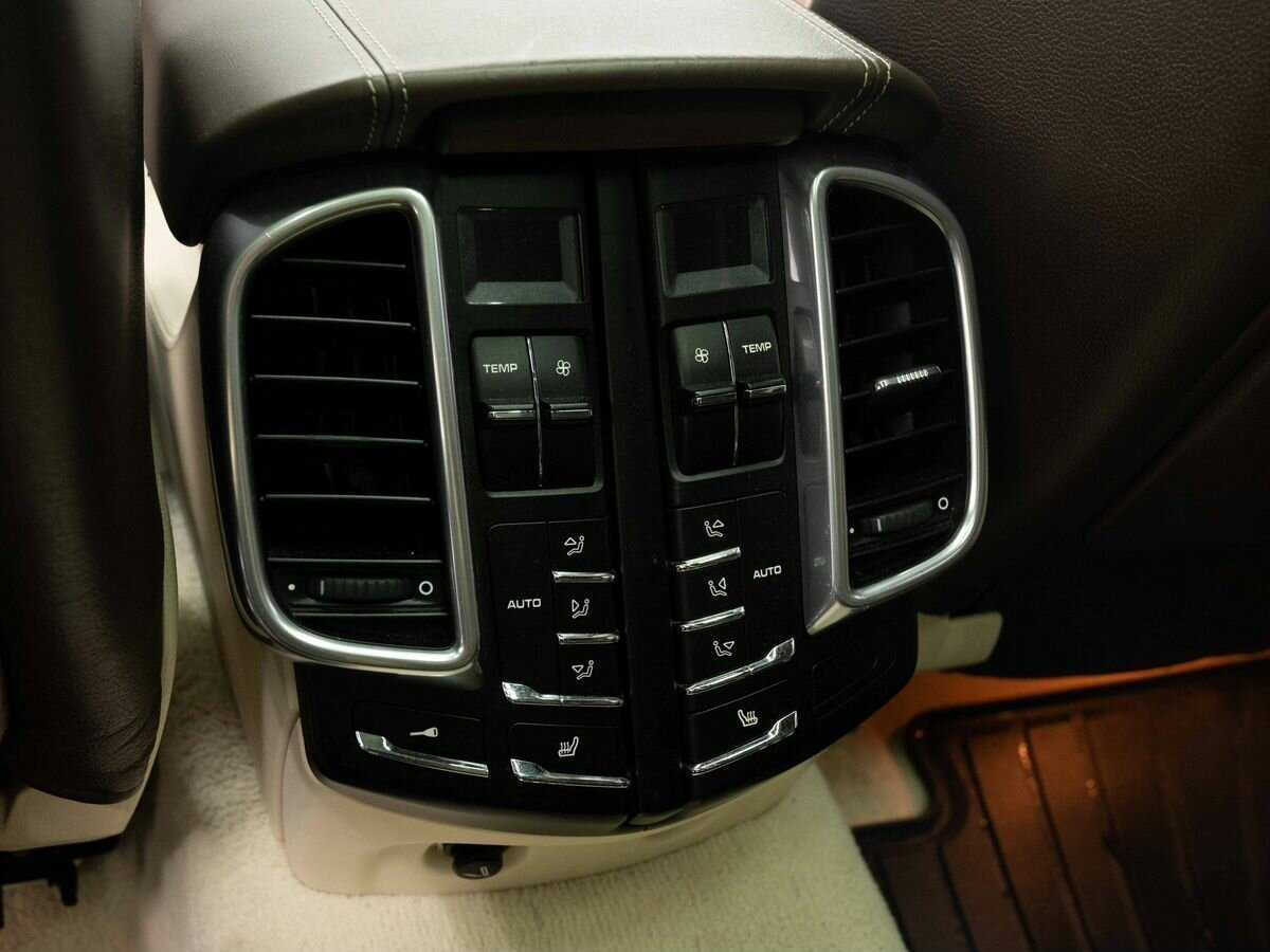 Porsche Cayenne Diesel, 2011 Фото №22