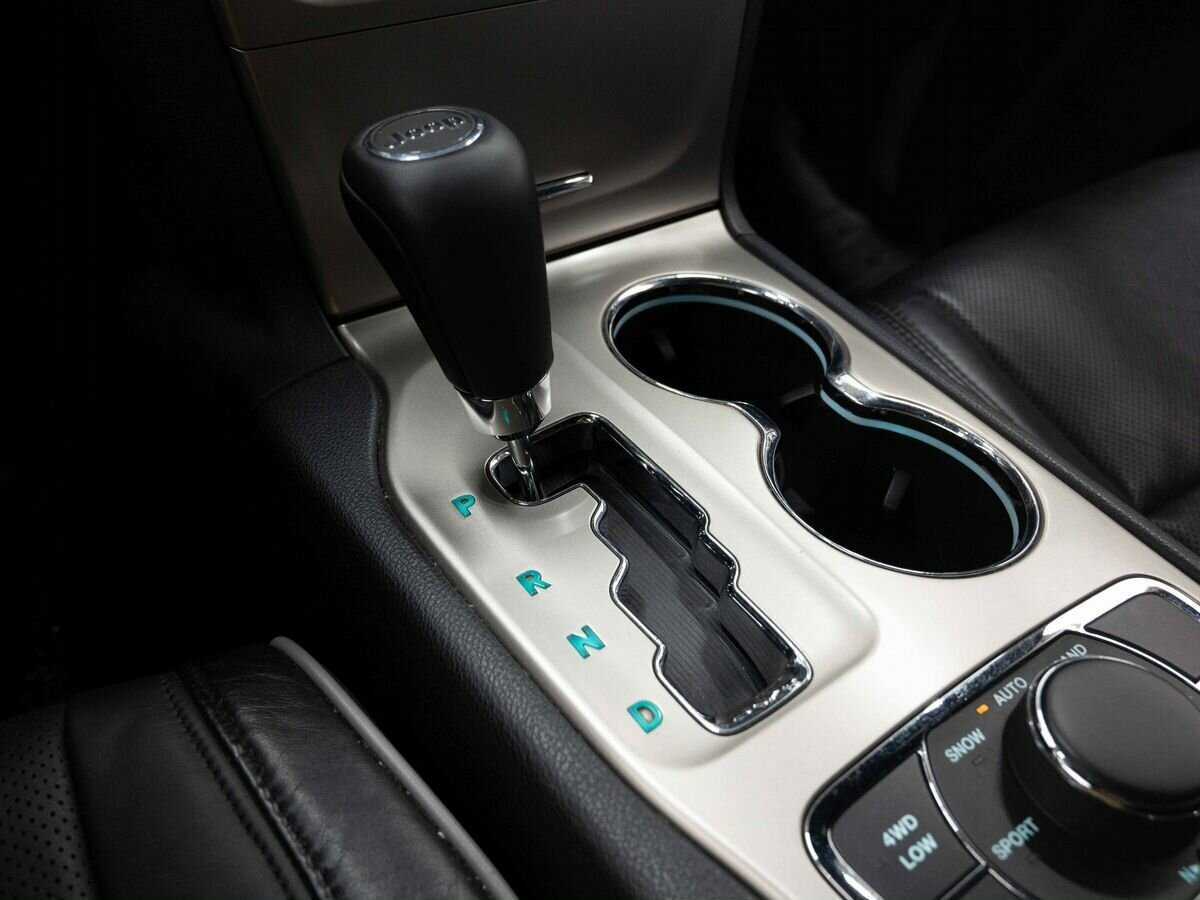 Jeep Grand Cherokee, 2010 Фото №25