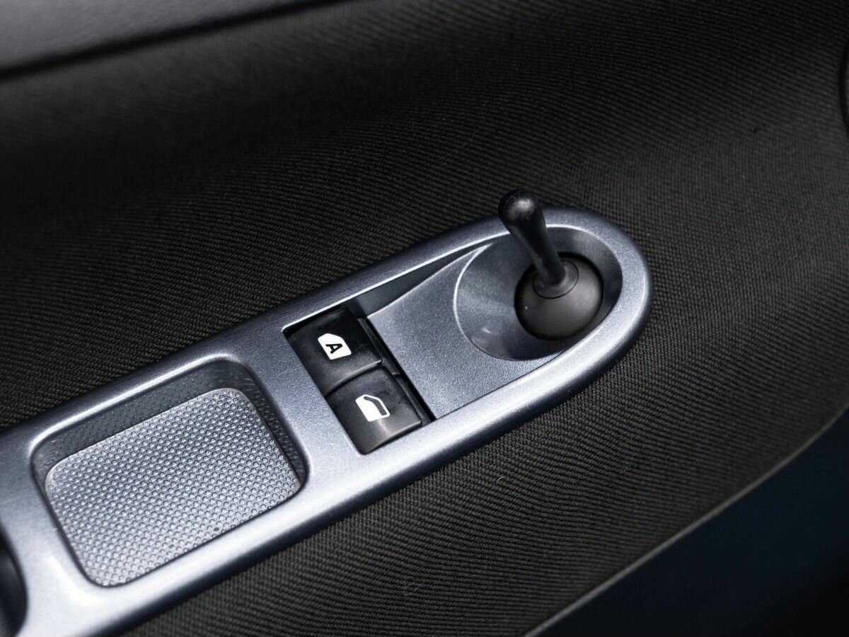 Peugeot 207, 2008 Фото №17