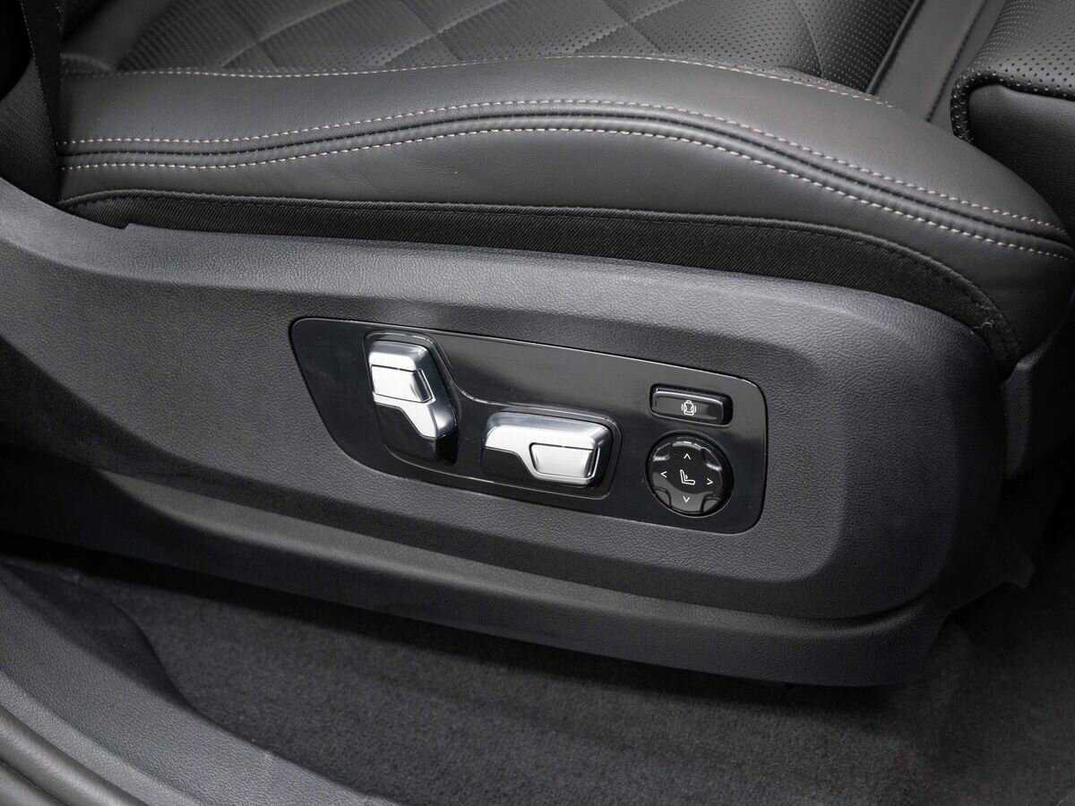 BMW X6 40i, 2023 Фото №16