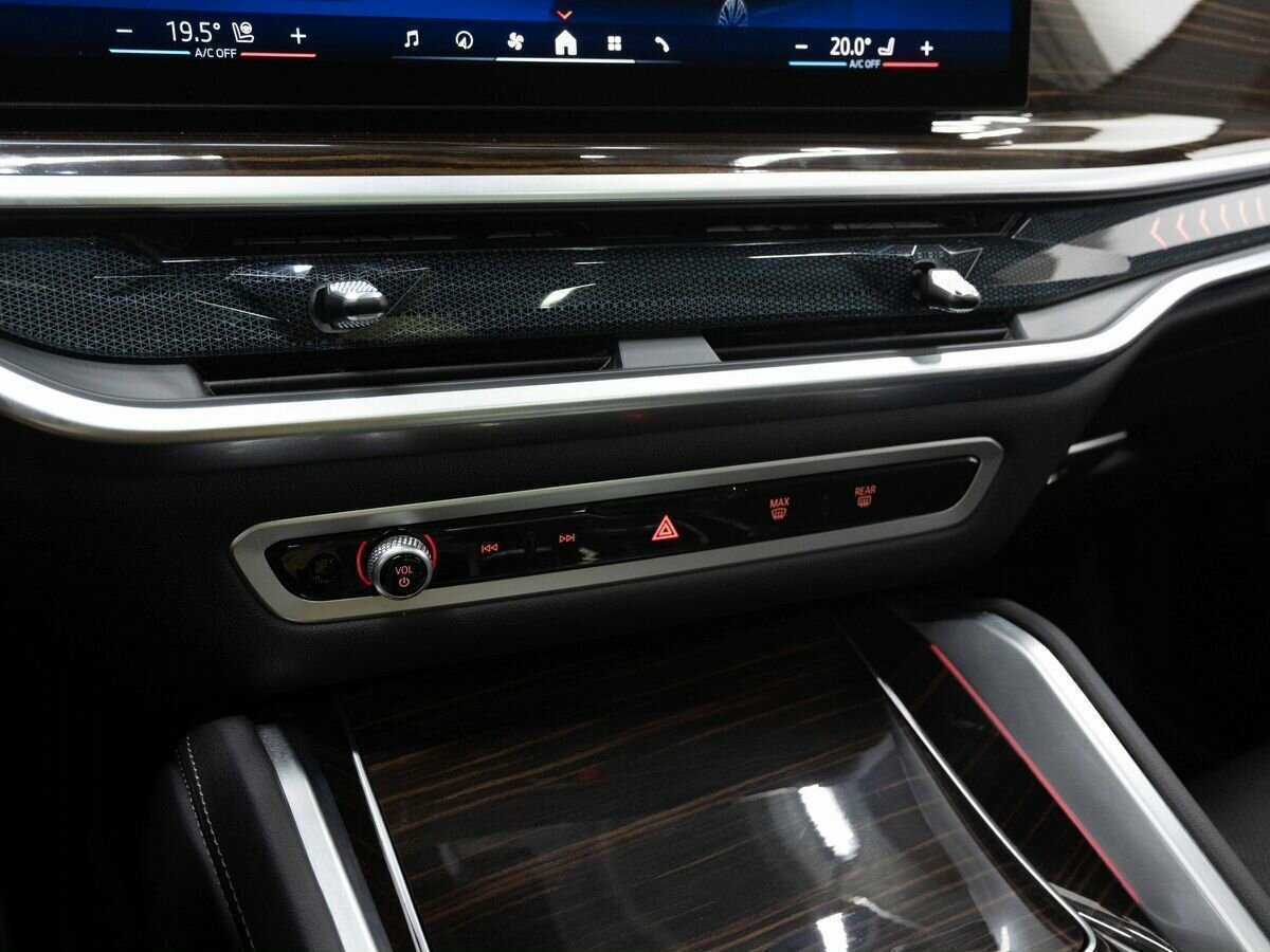 BMW X6 40i, 2023 Фото №27