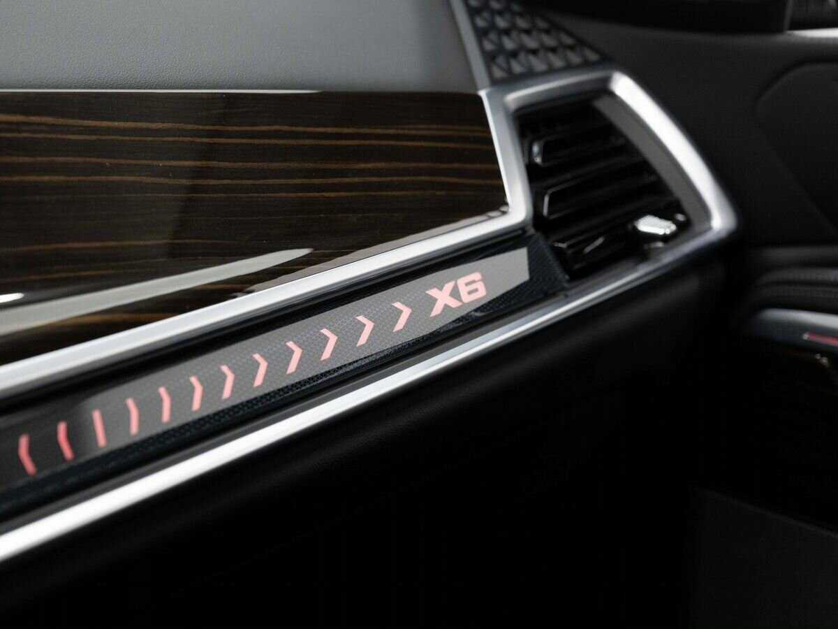 BMW X6 40i, 2023 Фото №29