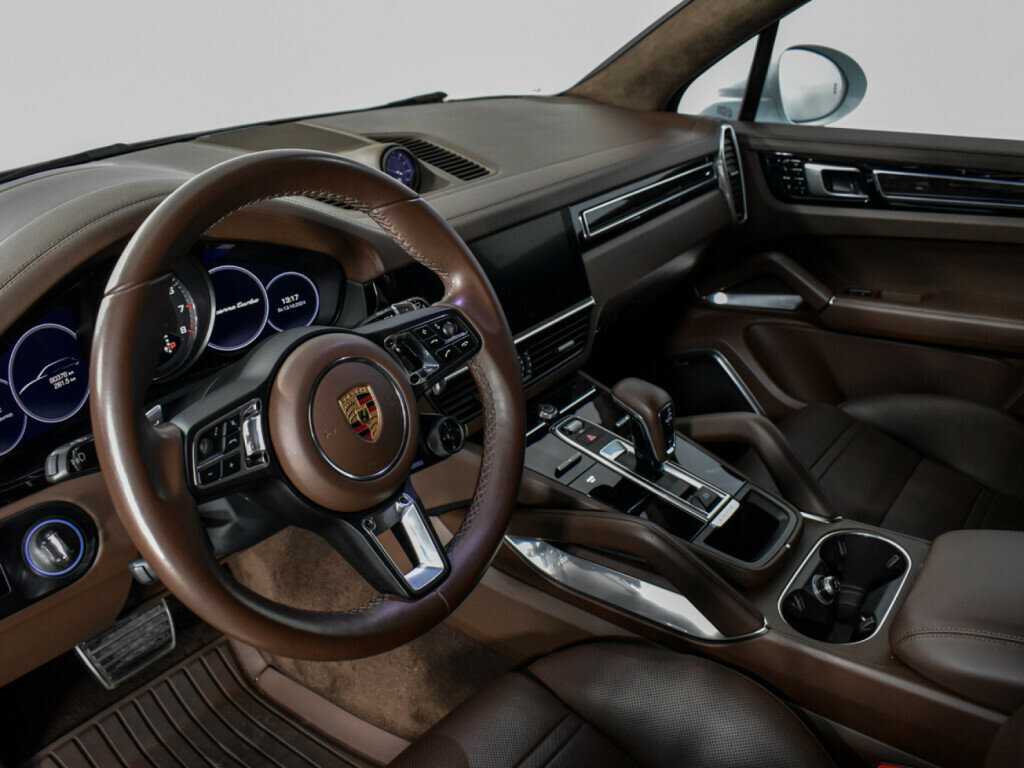 Porsche Cayenne Turbo, 2018 Фото №10