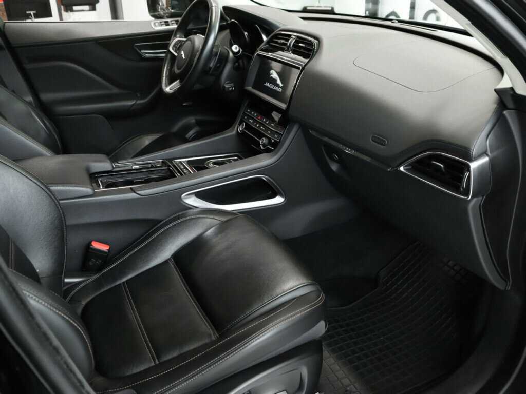 Jaguar F-Pace, 2020 - 61 535 км. | Фото №7