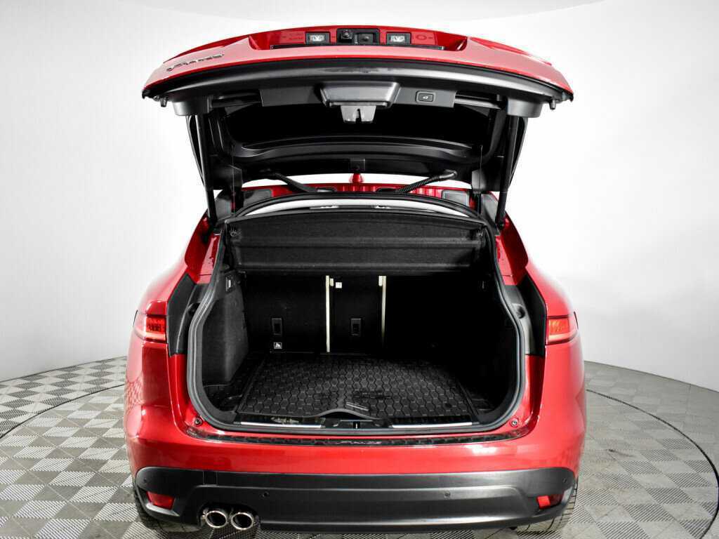 Jaguar F-Pace, 2017 Фото №9