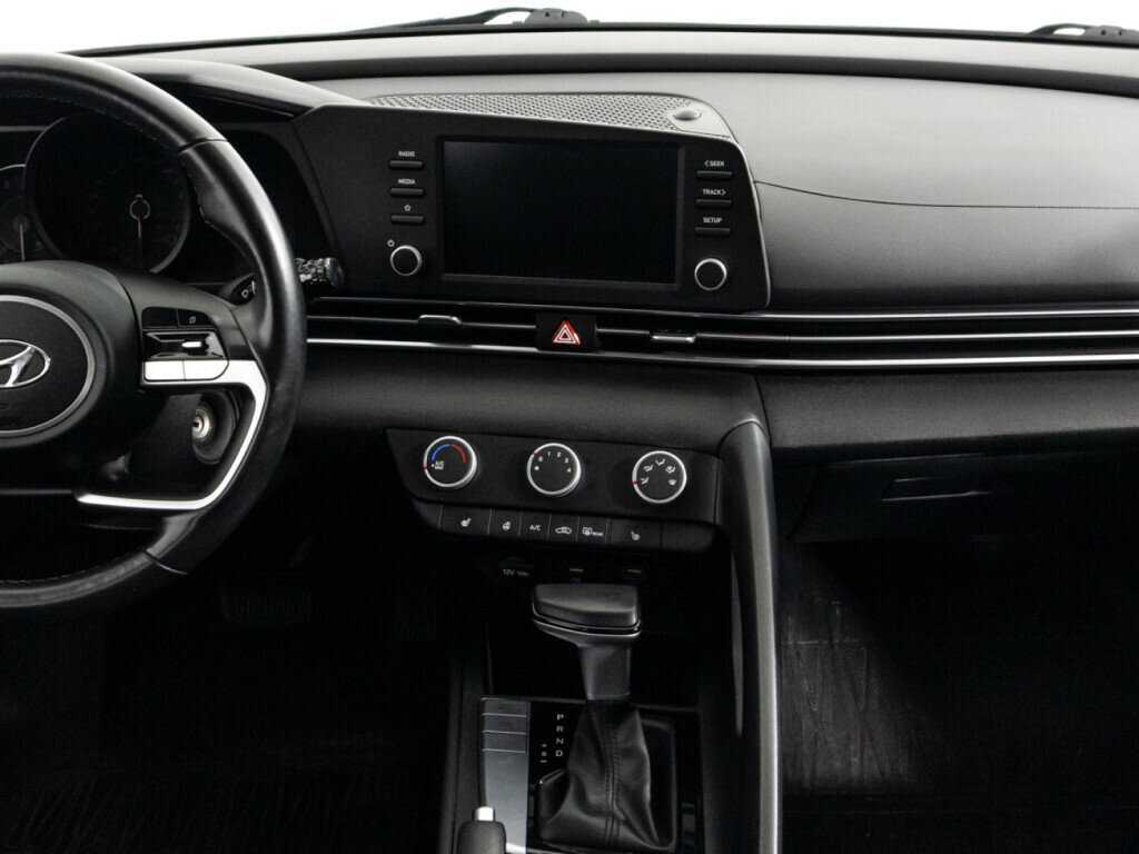 Hyundai Elantra, 2021 Фото №14