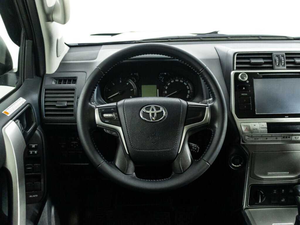 Toyota Land Cruiser Prado, 2019 Фото №18