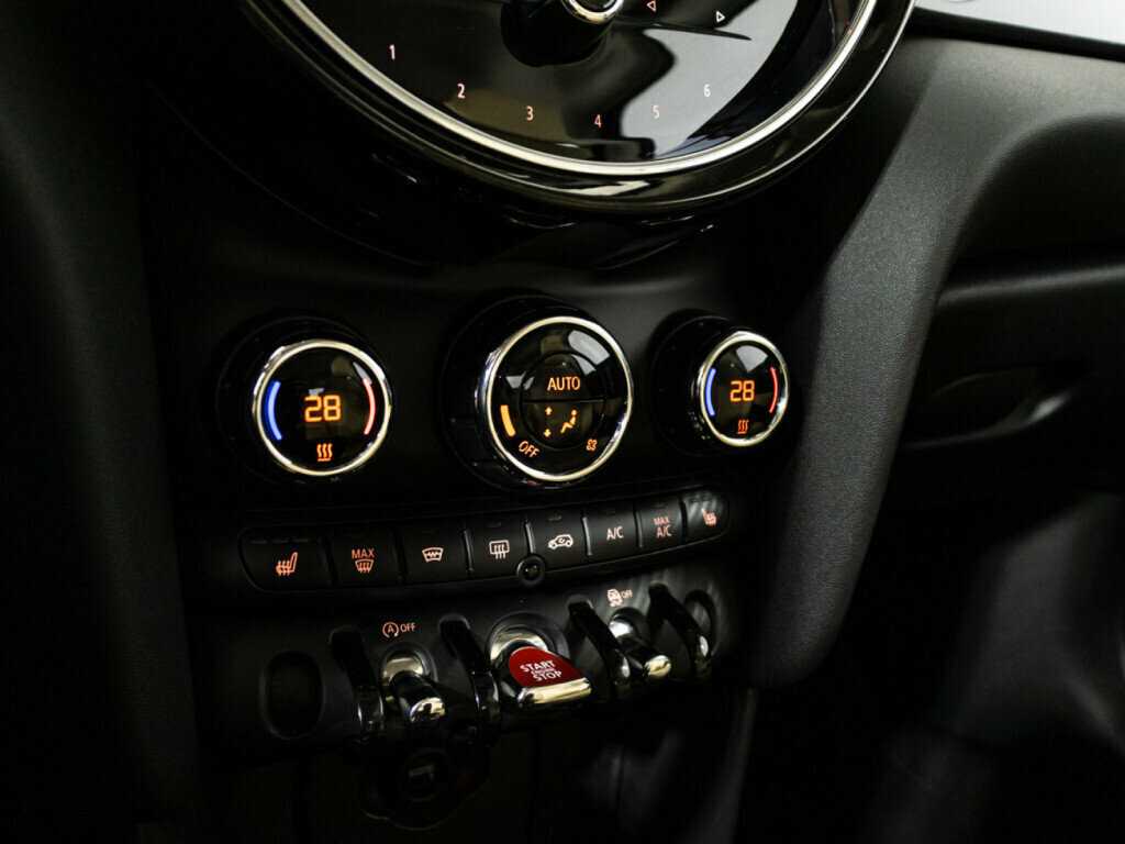 Mini Hatch Cooper, 2021 Фото №17