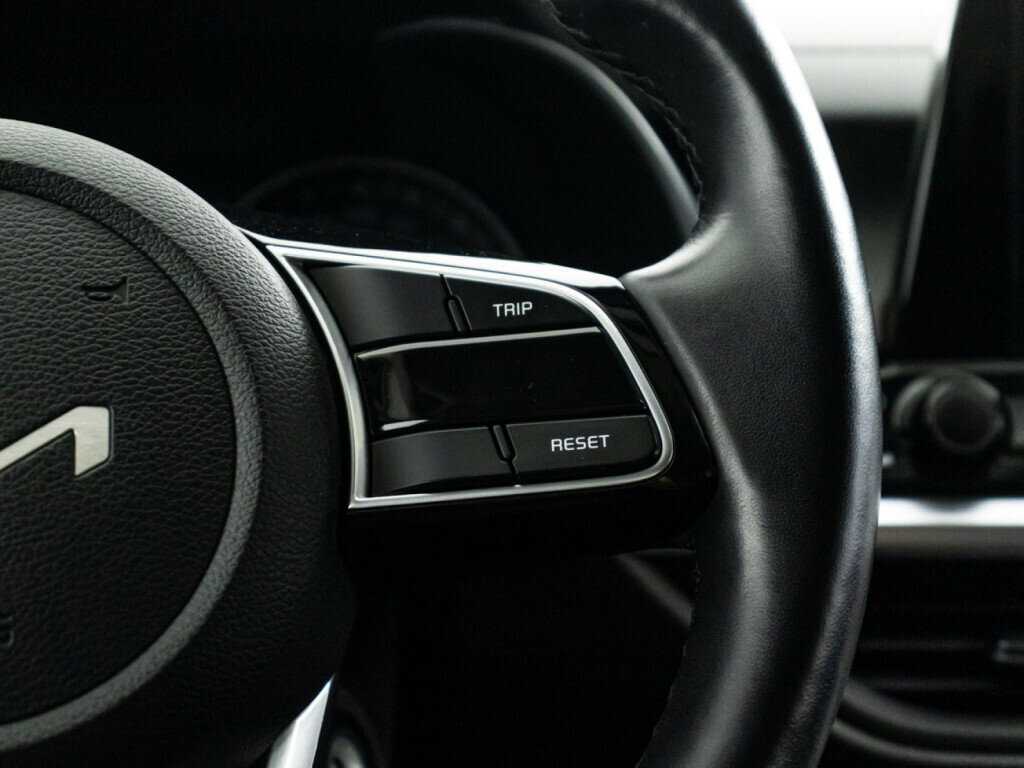 Kia Cerato, 2022 Фото №21