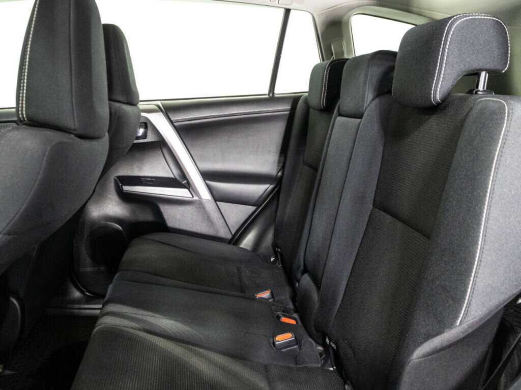 Toyota RAV4, 2016 Фото №10