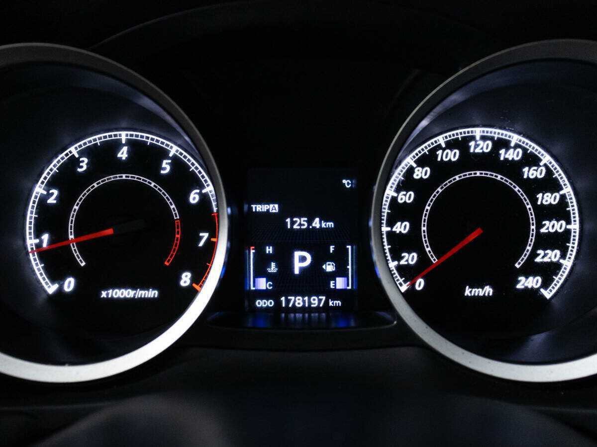 Mitsubishi Lancer, 2011 Фото №12