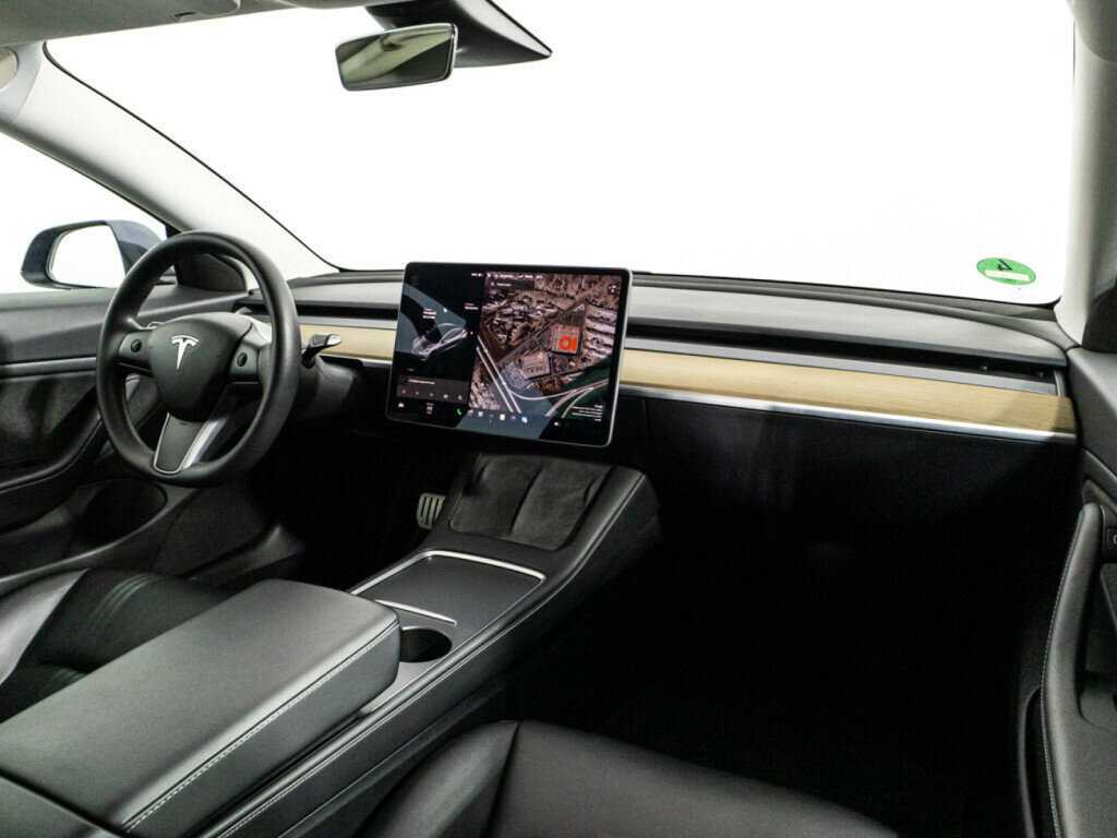 Tesla Model 3 Performance, 2020 Фото №9