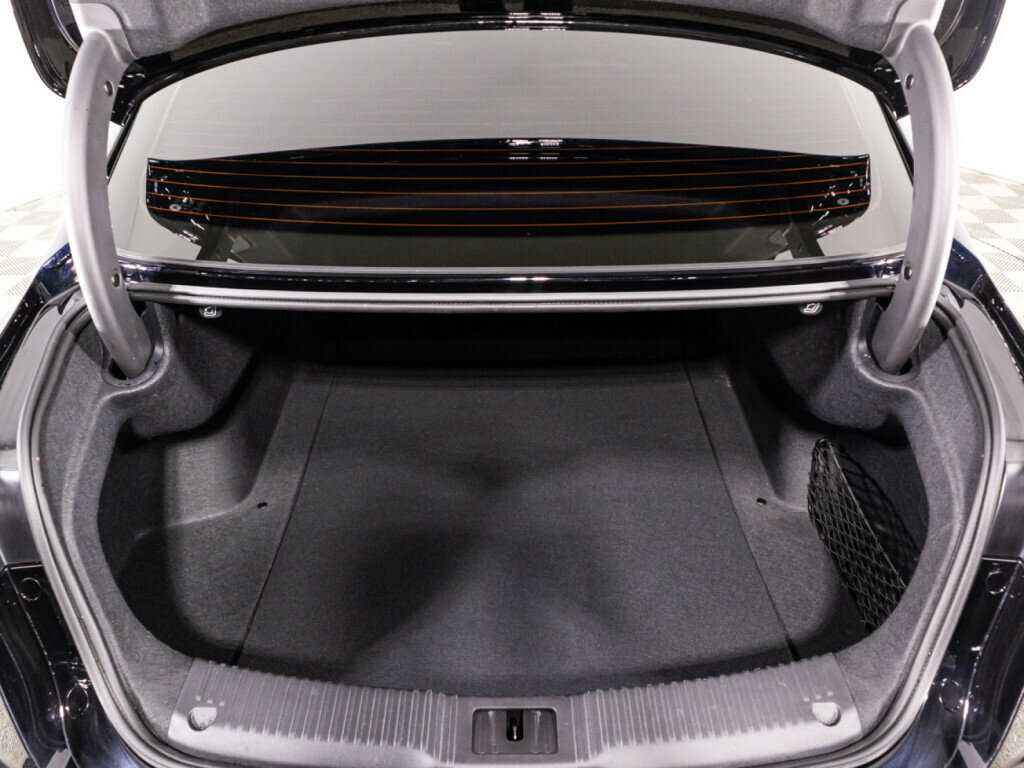 Hongqi H5, 2023 Фото №15