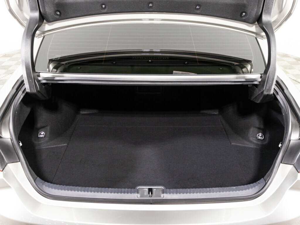 Lexus ES 300h, 2020 Фото №15