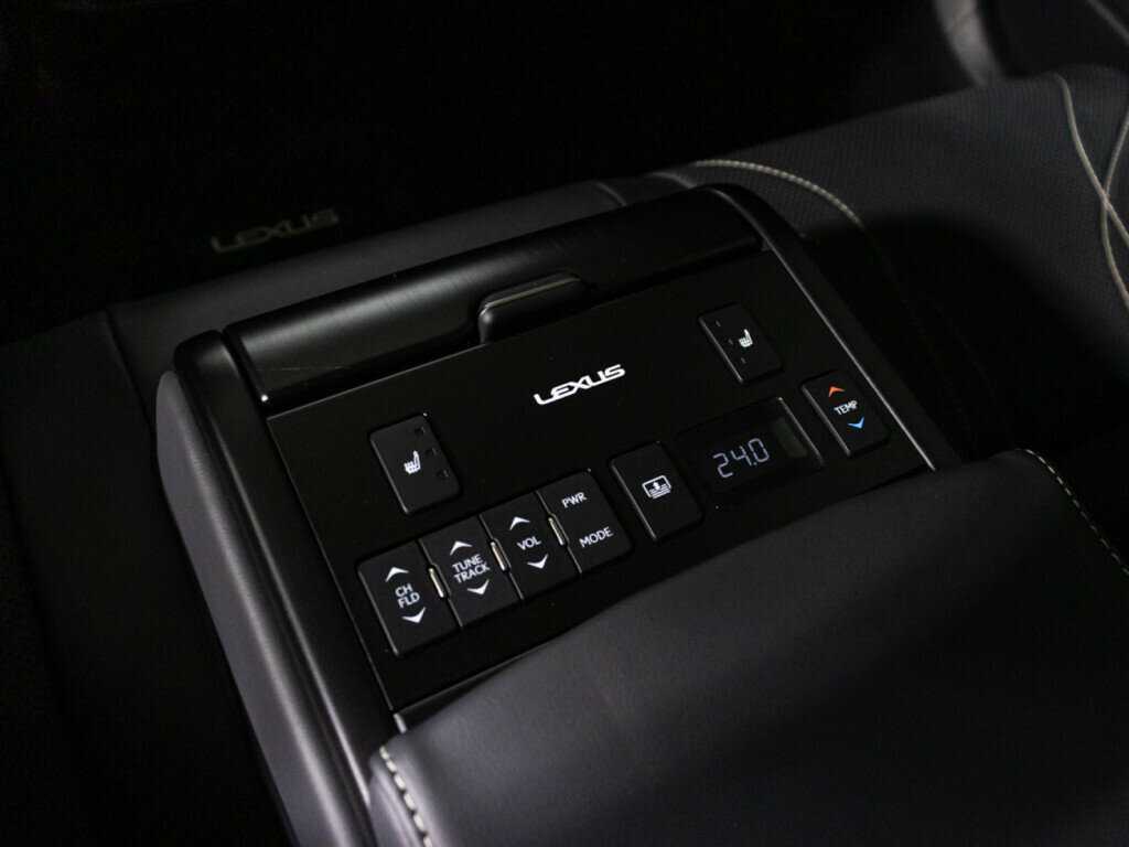 Lexus ES 300h, 2020 Фото №36