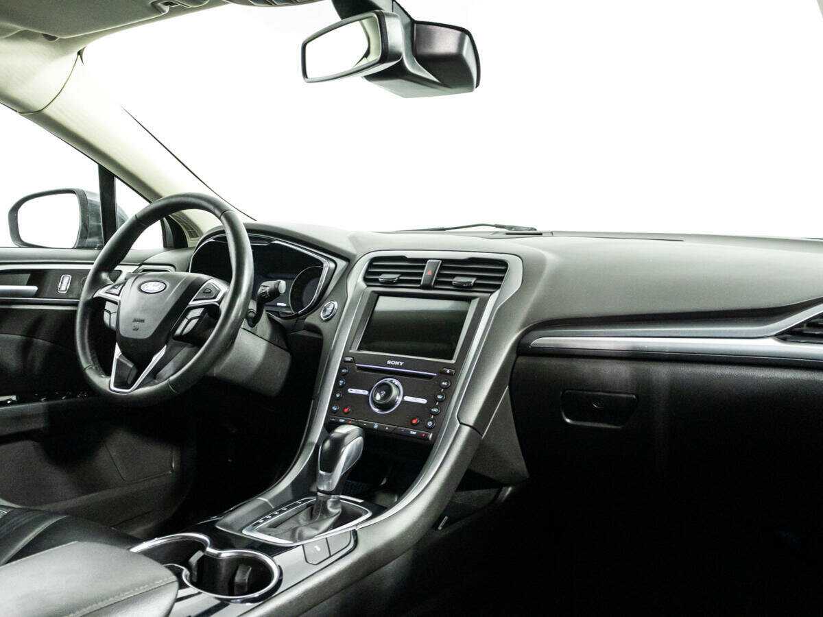 Ford Mondeo, 2017 Фото №9