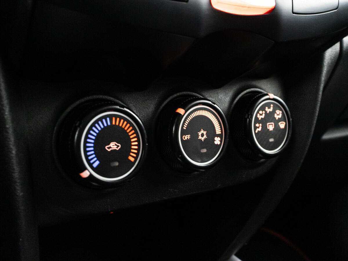 Mitsubishi ASX, 2012 Фото №15