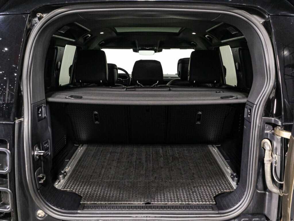 Land Rover Defender 110, 2021 Фото №11
