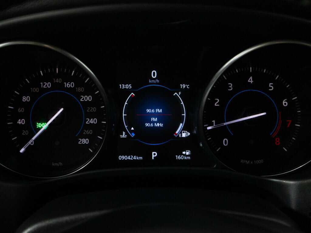 Jaguar XE, 2017 Фото №12