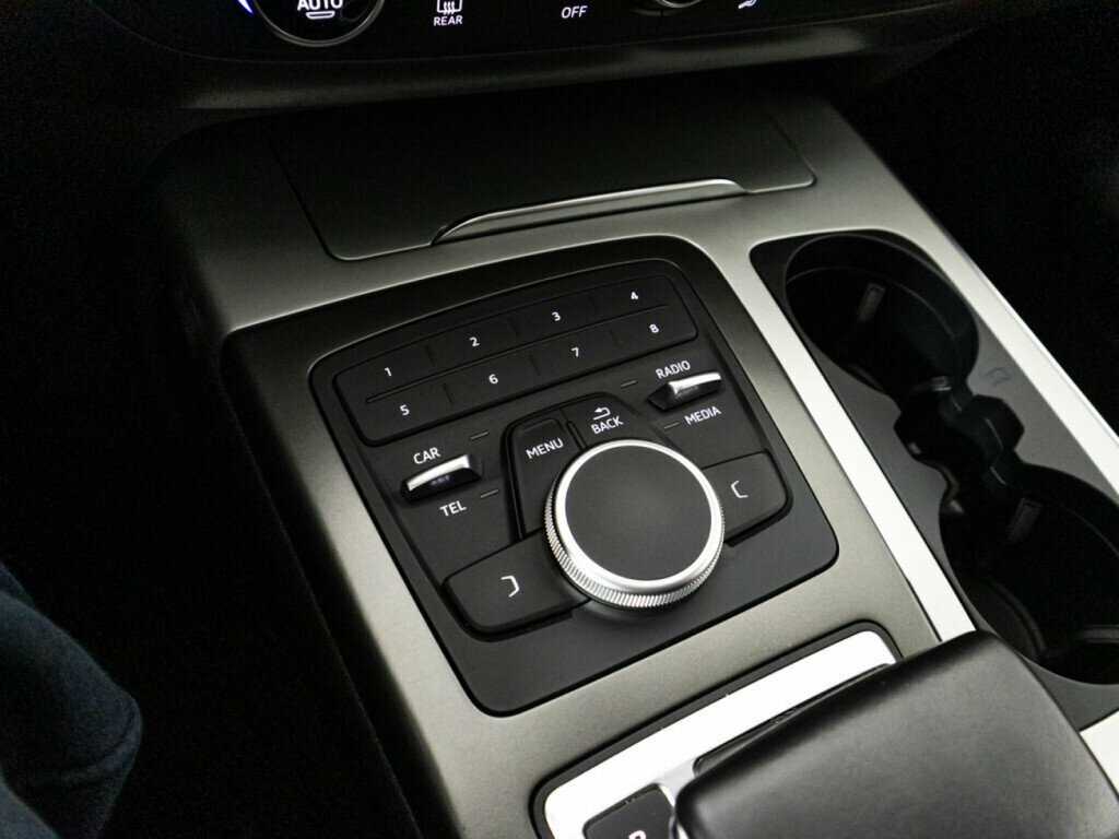 Audi Q7, 2016 Фото №17