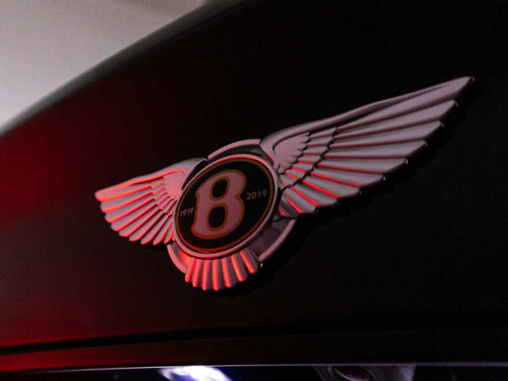 Bentley Bentayga, 2019 Фото №31