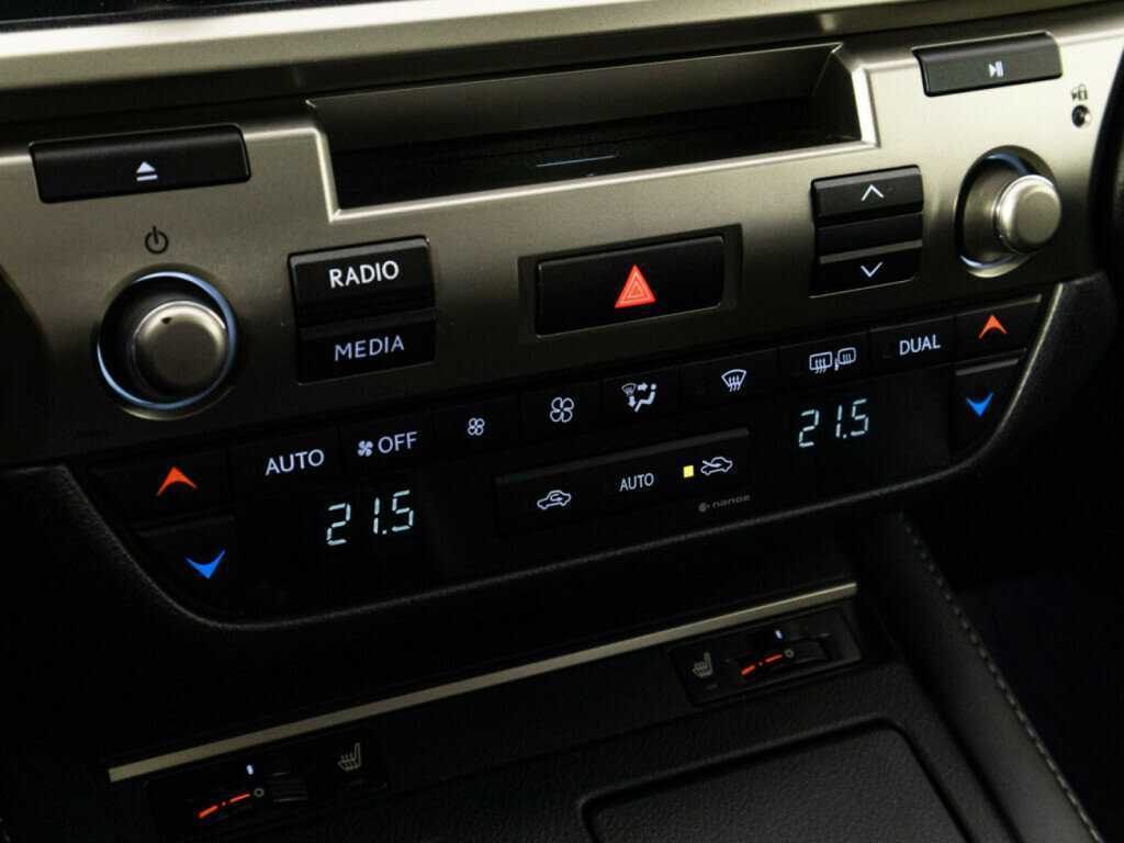 Lexus ES 250, 2017 Фото №20