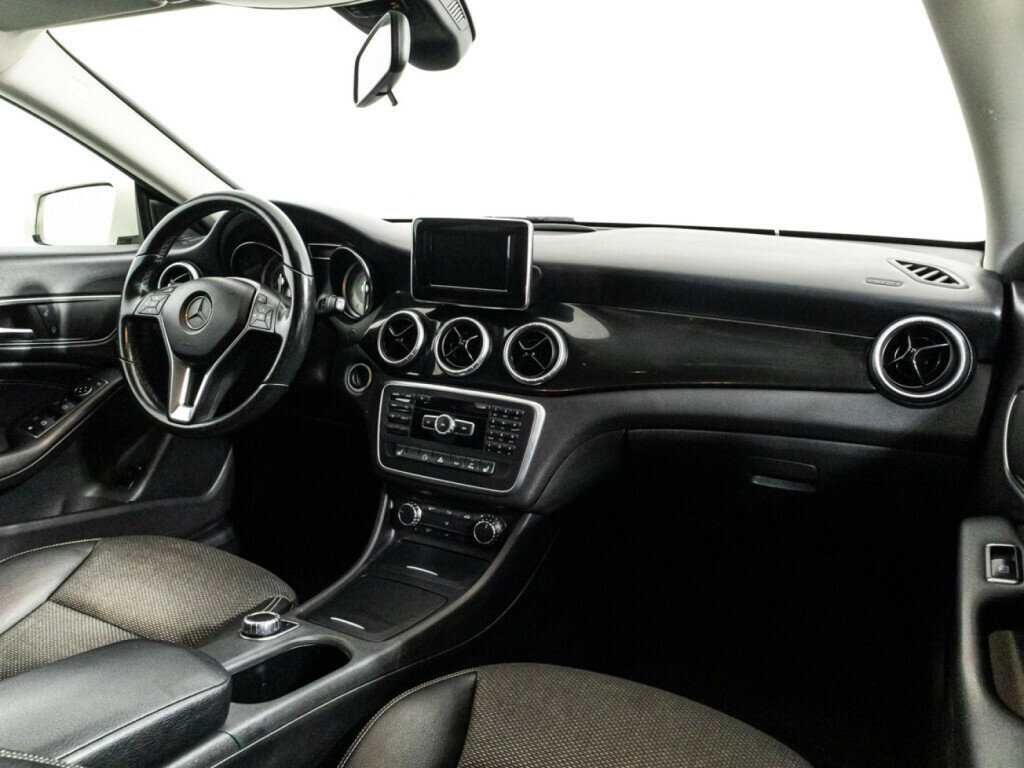 Mercedes-Benz CLA 200, 2014 Фото №9