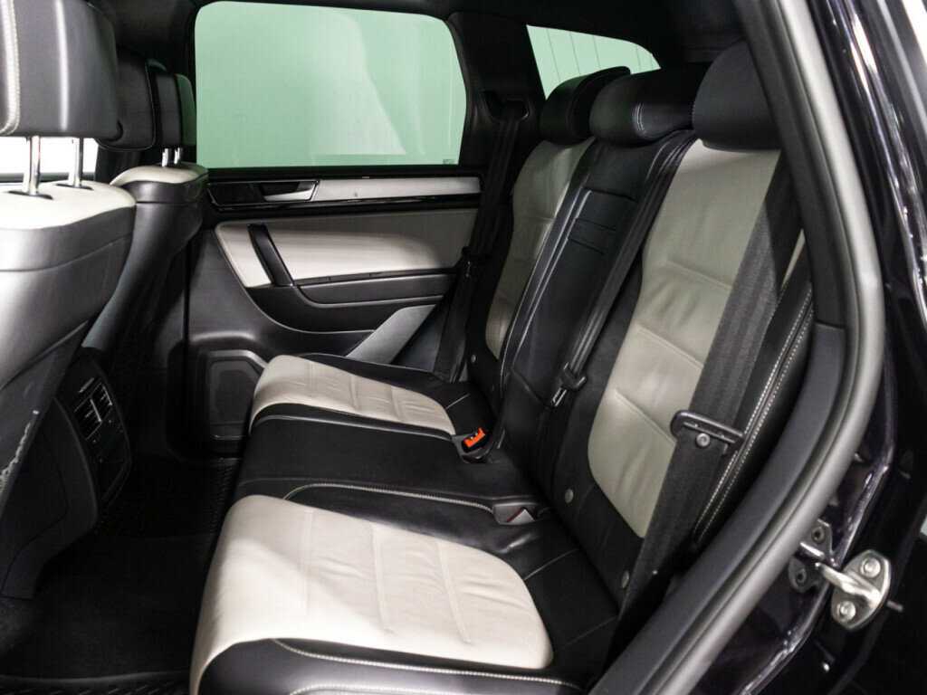 Volkswagen Touareg, 2017 Фото №10