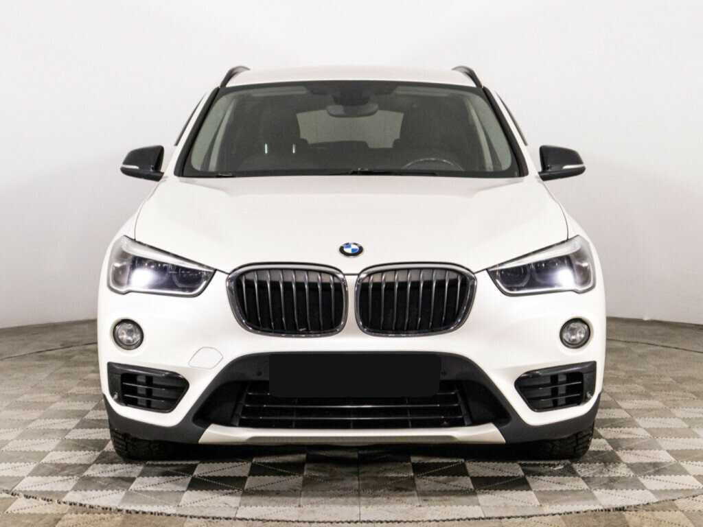BMW X1 20i xDrive, 2017 - 87 625 км. | Фото №2
