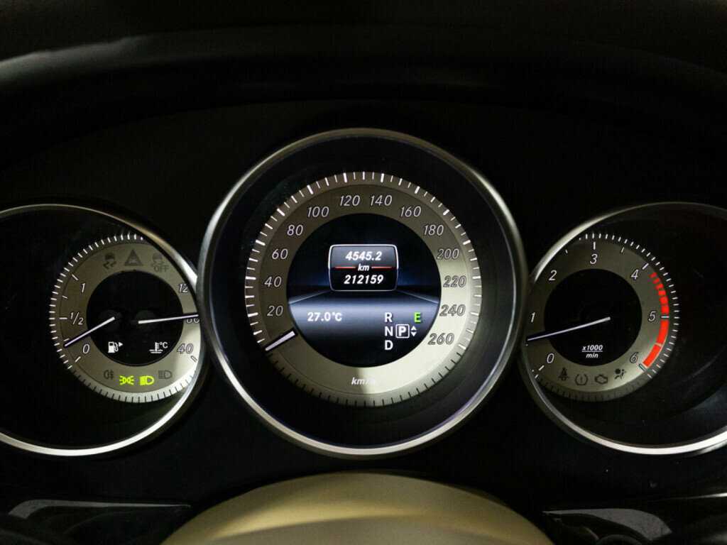 Mercedes-Benz CLS 350 CDI, 2013 Фото №12