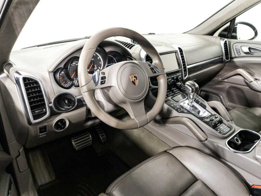 Porsche Cayenne Turbo, 2010 Фото №11