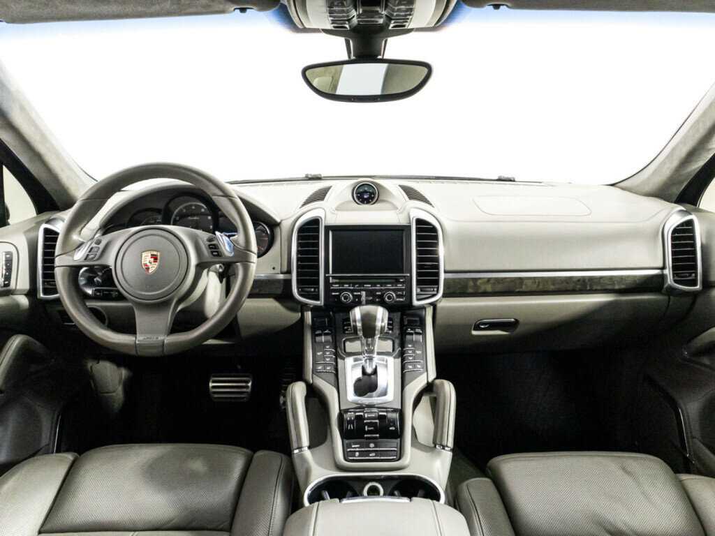 Porsche Cayenne Turbo, 2010 Фото №12