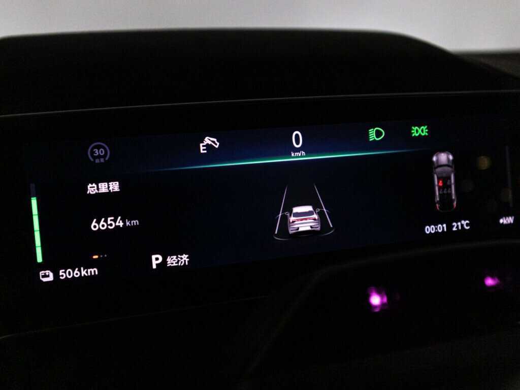 Zeekr 001 100 kWh, 2023 Фото №12