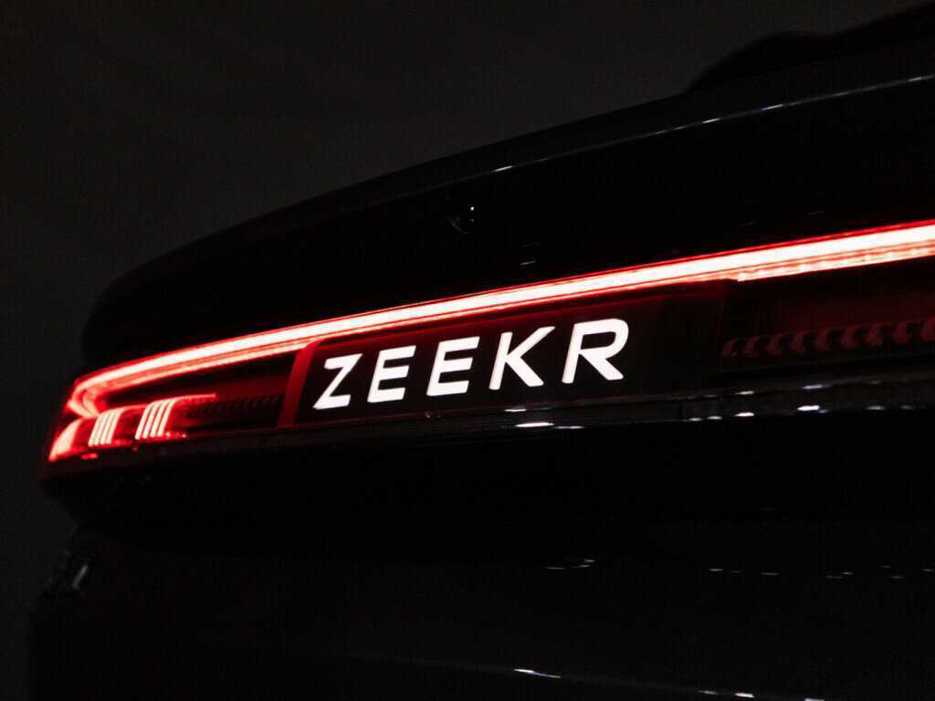 Zeekr 001 100 kWh, 2023 Фото №30