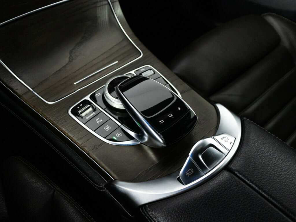 Mercedes-Benz GLC 300, 2015 Фото №21