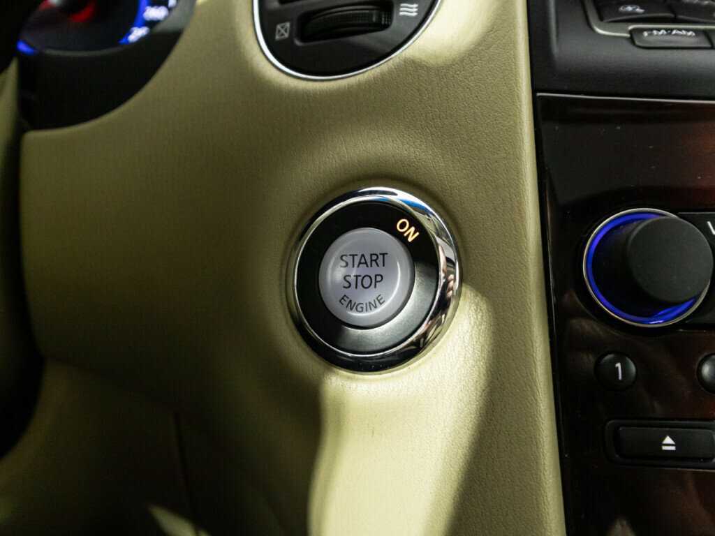 Infiniti EX37, 2010 Фото №21