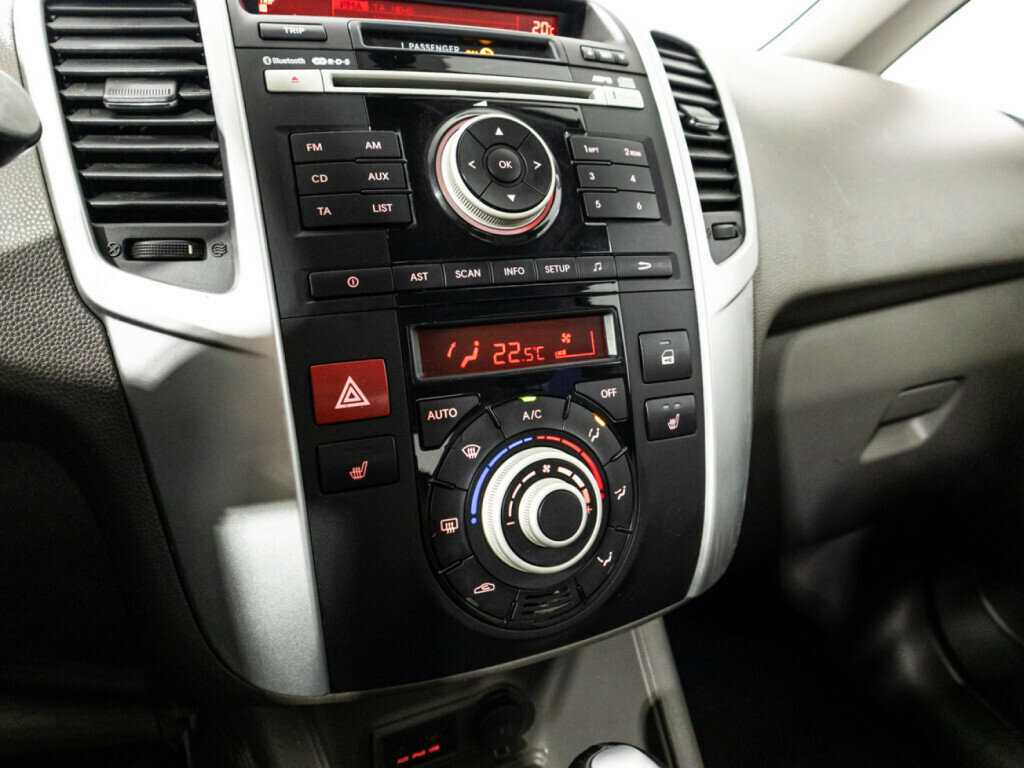 Kia Venga, 2012 Фото №15