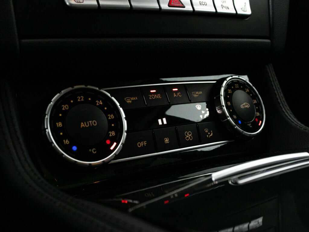 Mercedes-Benz CLS 400, 2017 Фото №17