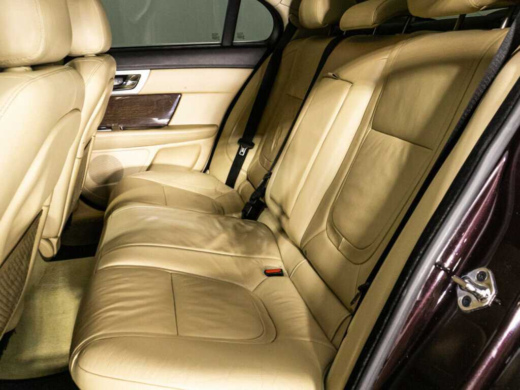 Jaguar XF, 2011 Фото №10