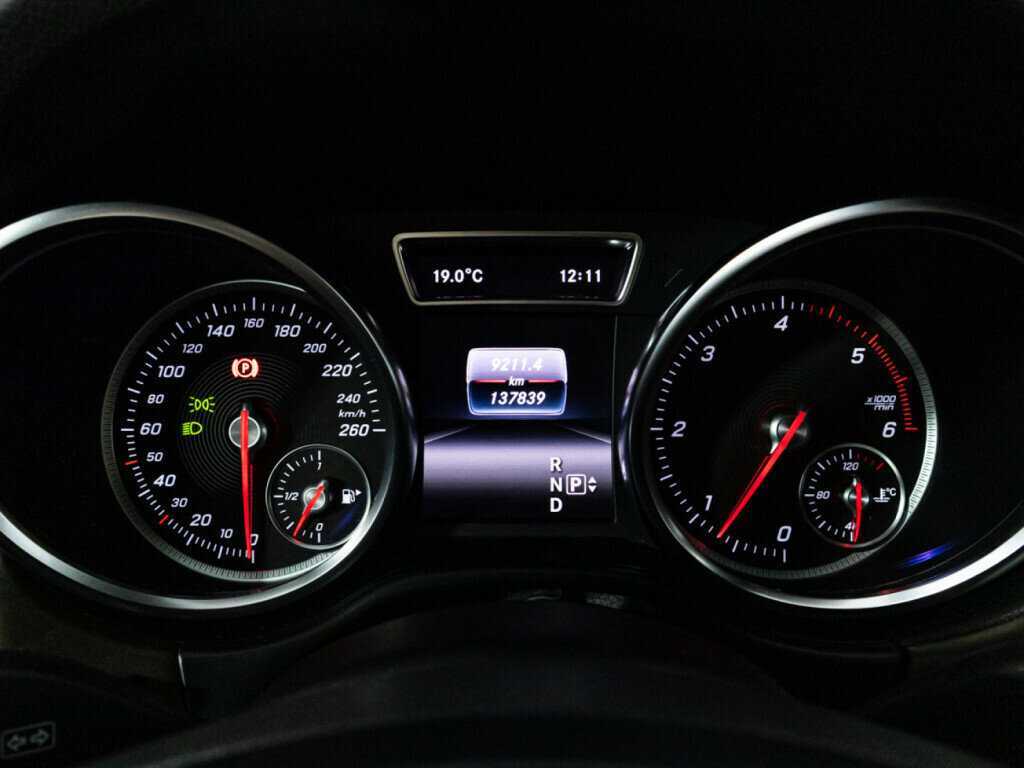 Mercedes-Benz GLE 250 d, 2016 Фото №12