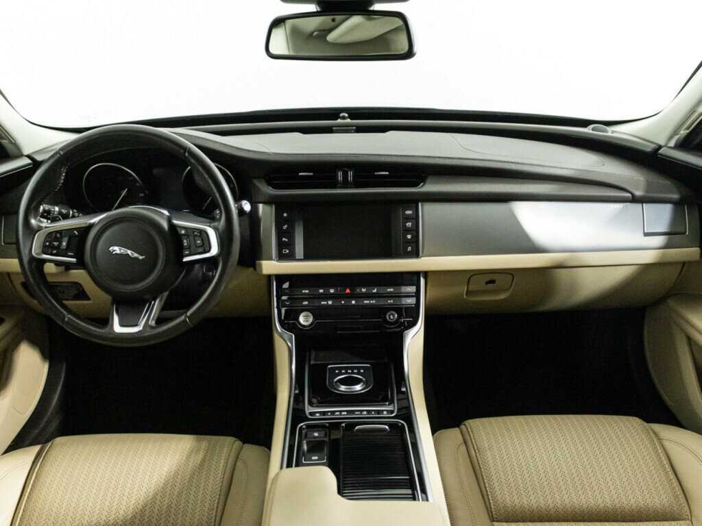 Jaguar XF, 2017 Фото №11